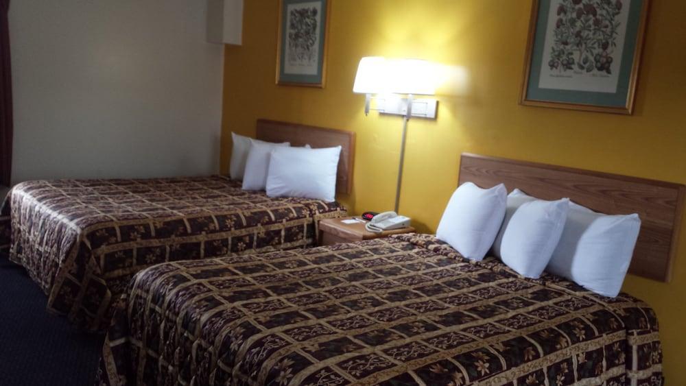 Rodeway Inn & Suites Austin Bagian luar foto