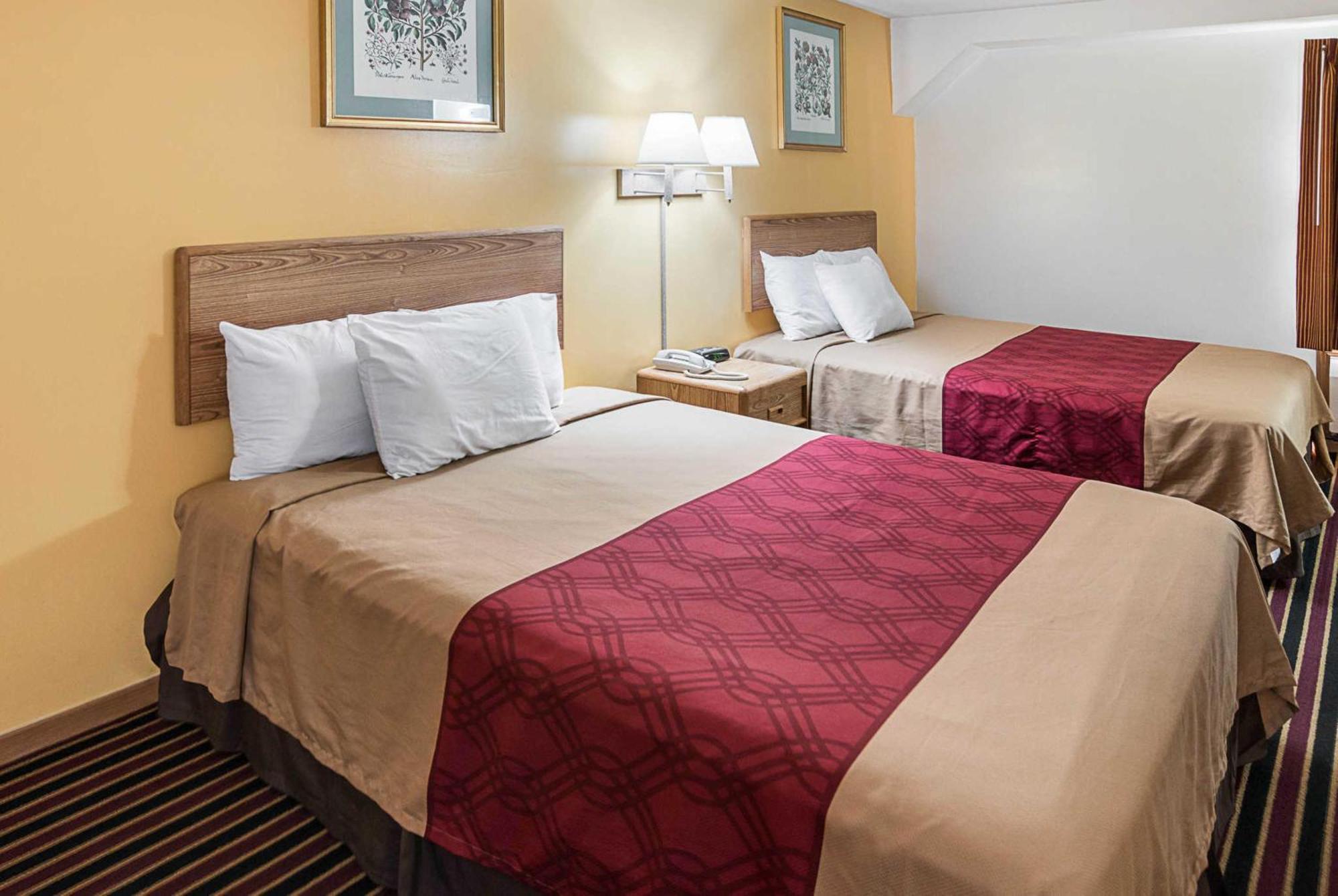 Rodeway Inn & Suites Austin Bagian luar foto